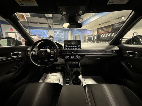 Used 2024 Honda Civic Sport image 17