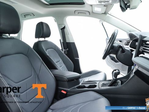 Used 2025 Volkswagen Jetta SEL image 35