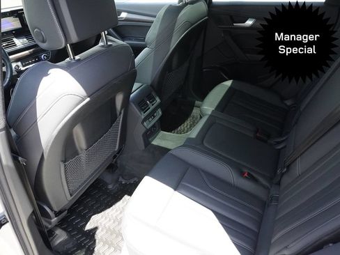 Used 2023 Audi Q5 2.0T Premium w/ Convenience Package AWD/4WD image 29