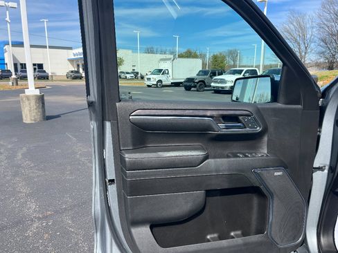 Used 2024 Chevrolet Silverado 1500 LTZ image 34