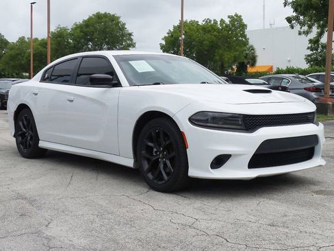 Used 2022 Dodge Charger GT w/ Plus Group RWD image 2