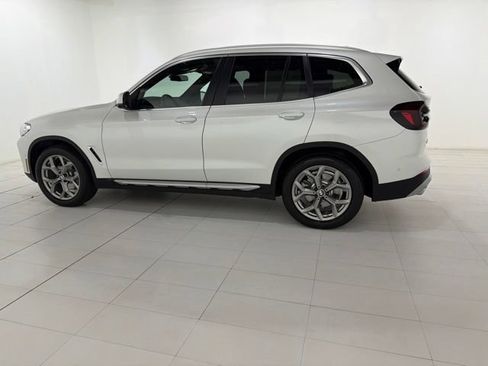 Used 2024 BMW X3 xDrive30i w/ Premium Package AWD/4WD image 2