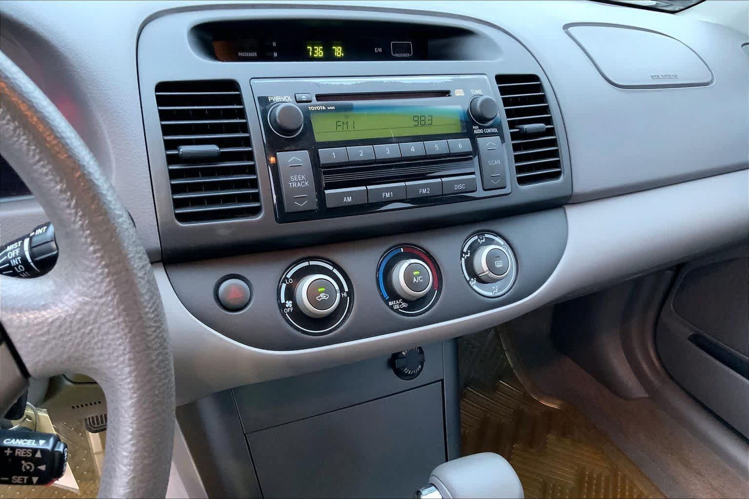 Used 2005 Toyota Camry FWD image 5