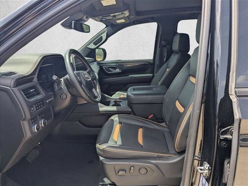 Used 2023 GMC Yukon XL AT4 w/ Technology Package AWD/4WD image 13