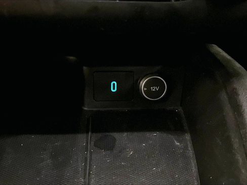 Certified 2020 Ford Escape SE image 31