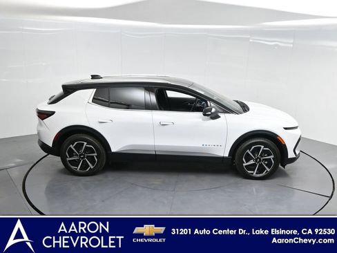 New 2026 Chevrolet Equinox EV LT image 43