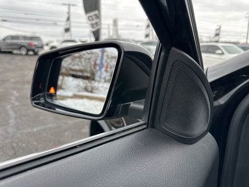 Used 2018 Mercedes-Benz GLA 250 4MATIC image 3