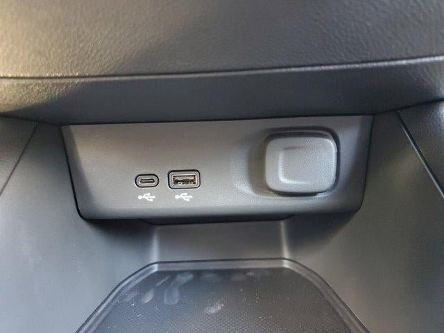 New 2026 Buick Envista Sport Touring w/ Convenience I Package FWD image 32