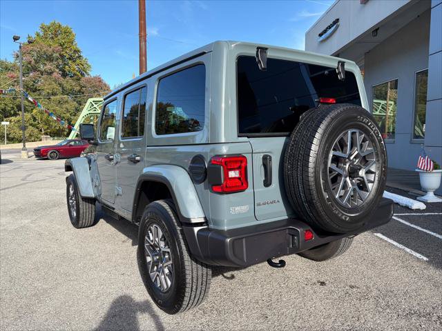 Certified 2026 Jeep Wrangler Unlimited Sahara AWD/4WD image 10