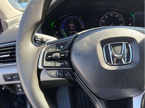 Used 2019 Honda Accord Hybrid image 9