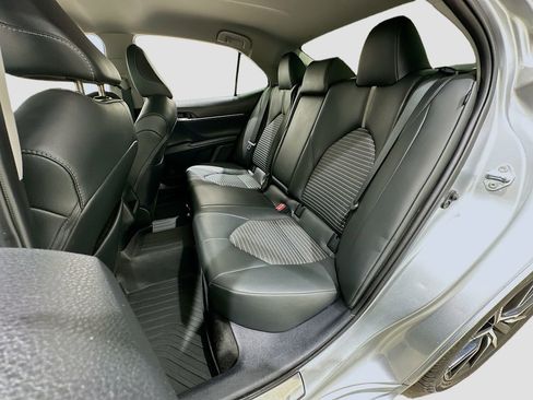 Used 2024 Toyota Camry SE FWD image 23