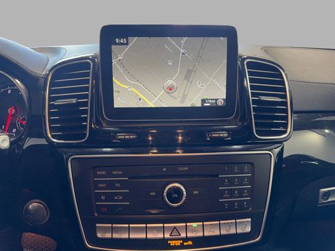 Used 2019 Mercedes-Benz GLS 550 4MATIC image 33