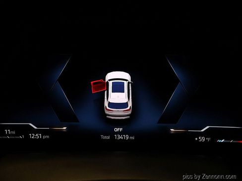 Certified 2025 BMW X5 xDrive40i w/ Climate Comfort Package image 17