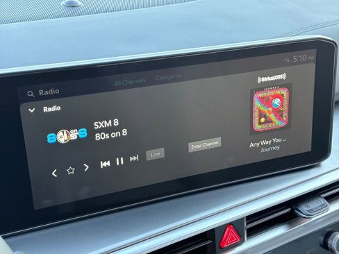 Used 2025 Kia Sorento S w/ Panoramic Sunroof Package image 8