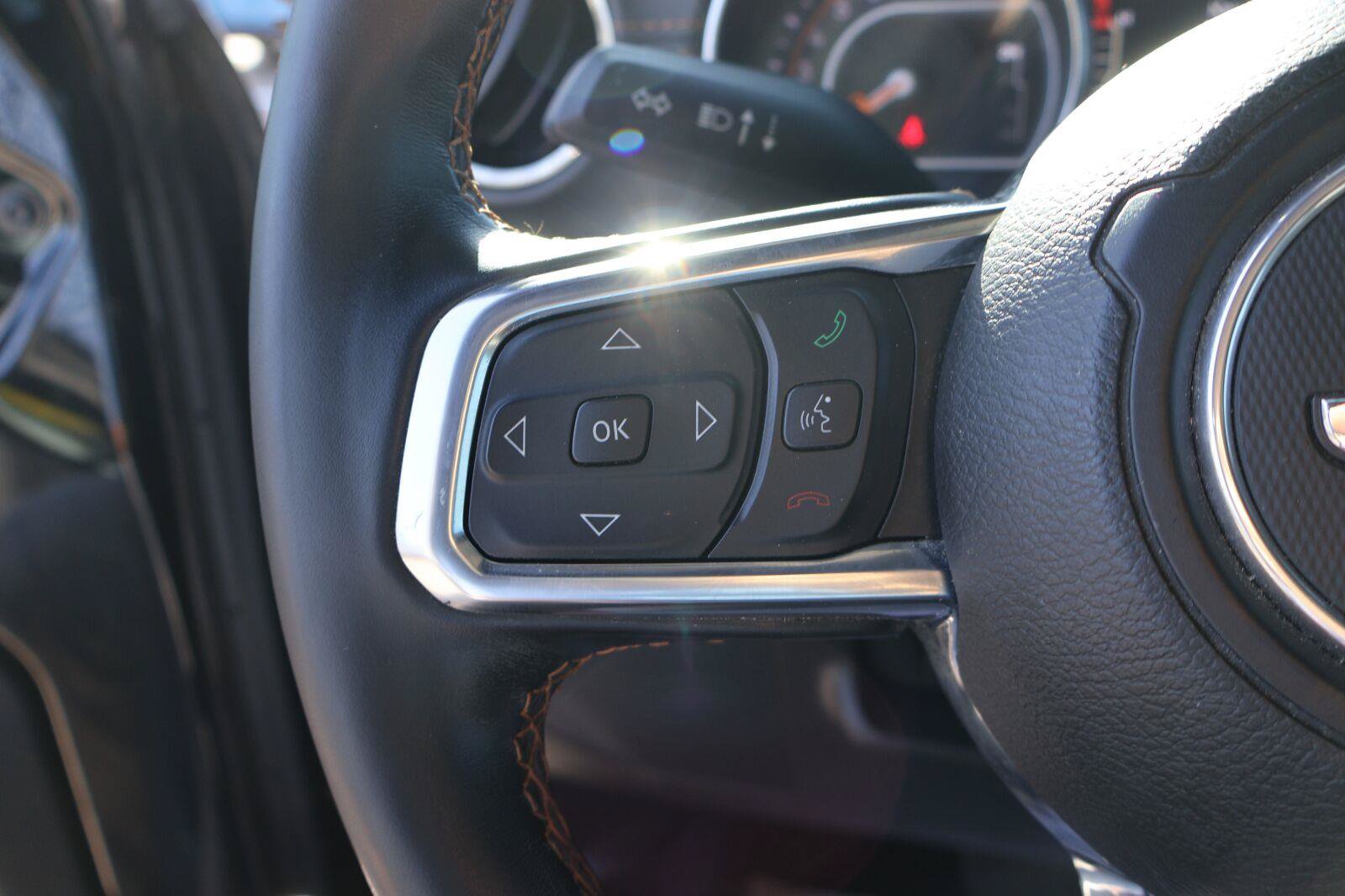 Used 2021 Jeep Gladiator Overland AWD/4WD image 30