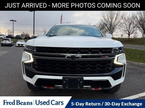 Used 2022 Chevrolet Suburban Z71 w/ Z71 Off-Road Package image 2