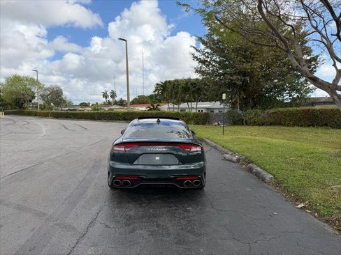 Used 2023 Kia Stinger GT2 image 3
