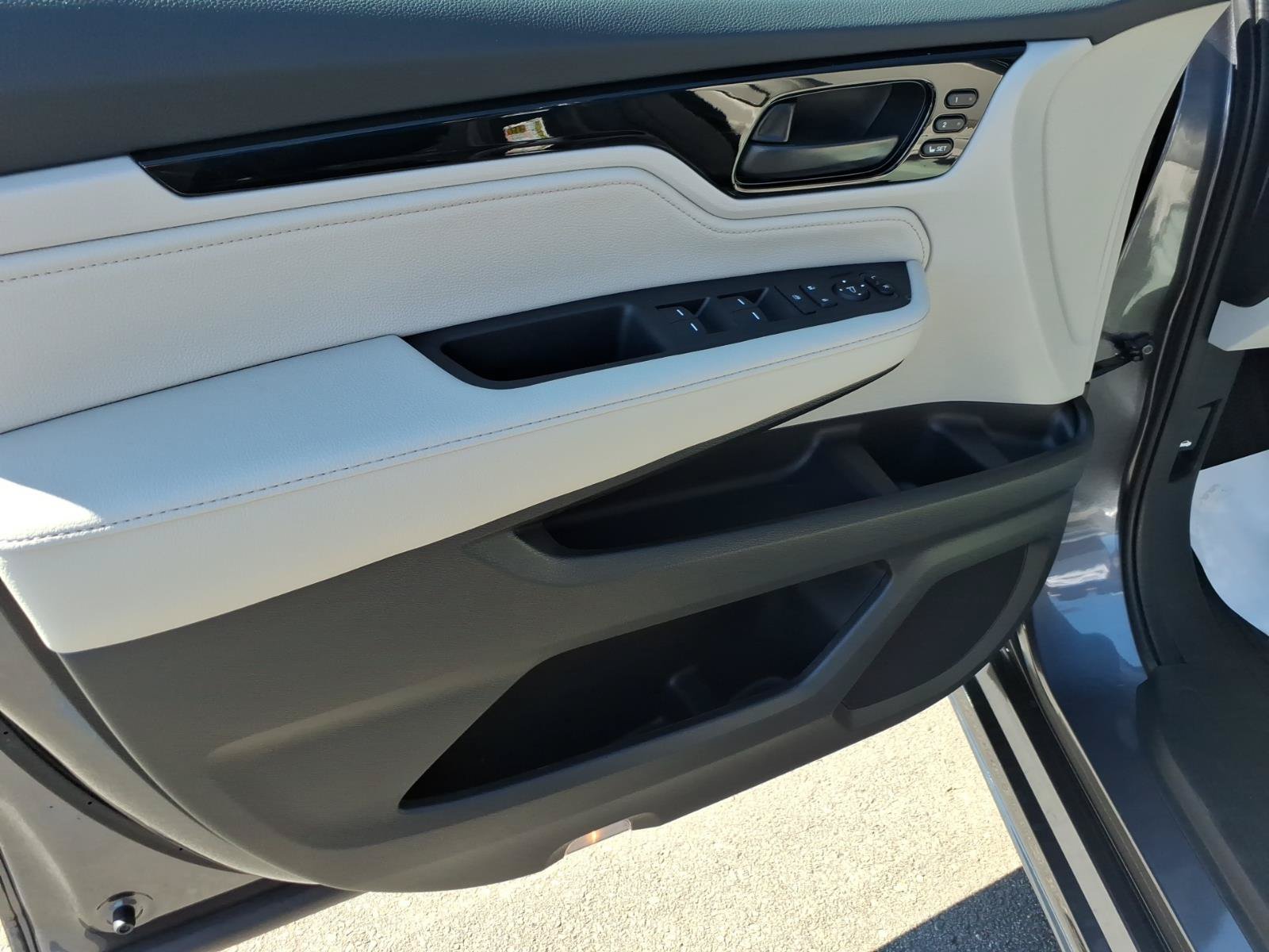 New 2027 Honda Odyssey Touring image 11