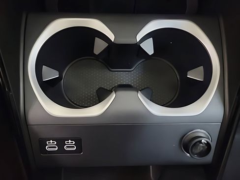 Used 2025 BMW X1 xDrive28i w/ Convenience Package image 18