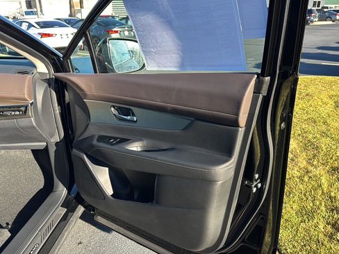 New 2026 Nissan Murano Platinum image 11