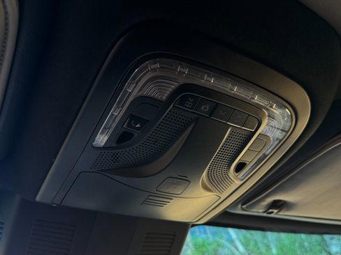 Used 2023 Mercedes-Benz Sprinter 3500 image 26