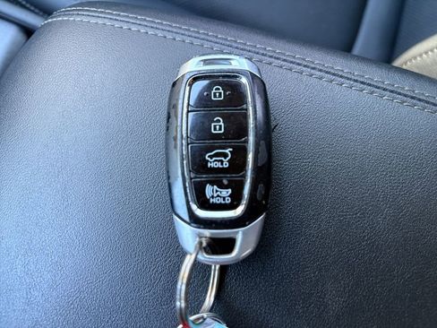 Used 2020 Hyundai Santa Fe SEL image 30