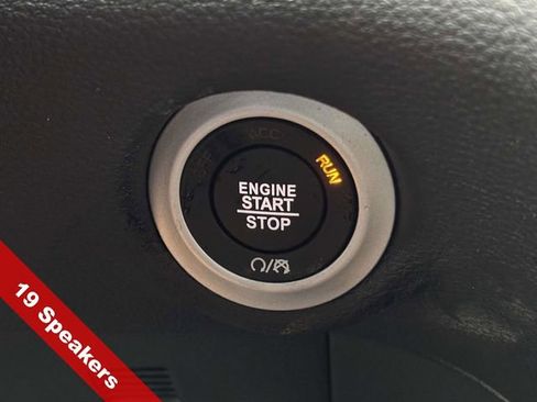 New 2026 Chrysler Pacifica Pinnacle w/ Trailer Tow Group image 30