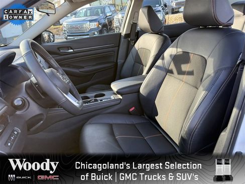 Used 2022 Nissan Altima 2.5 SR w/ Midnight Edition Package image 14