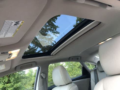 Used 2016 Toyota Avalon XLE Premium FWD image 16