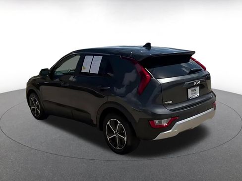 Used 2026 Kia Niro LX FWD image 9