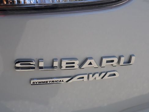 Used 2024 Subaru Forester Premium AWD/4WD image 7