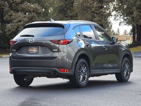Used 2019 MAZDA CX-5 Touring image 4