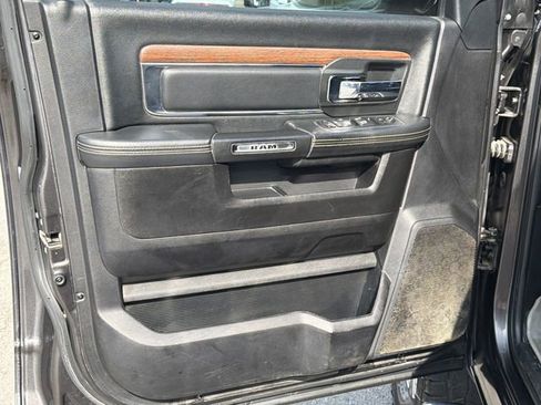 Used 2017 RAM 2500 Laramie AWD/4WD image 17