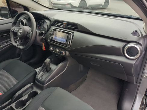 Used 2024 Nissan Versa S w/ Trunk Package image 31