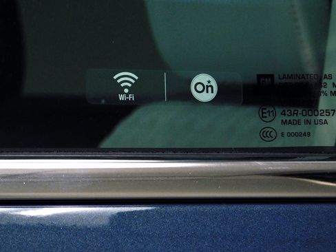 Used 2024 GMC Acadia Denali image 25