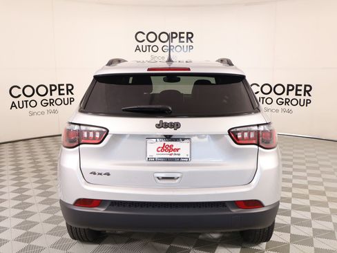 Used 2025 Jeep Compass Latitude w/ Altitude Special Edition AWD/4WD image 21