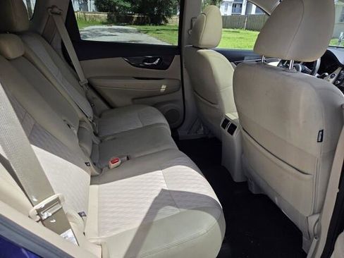 Used 2020 Nissan Rogue SV w/ Sun & Sound Touring Package FWD image 23