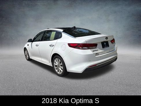 Used 2018 Kia Optima S w/ Panoramic Sunroof Package FWD image 3