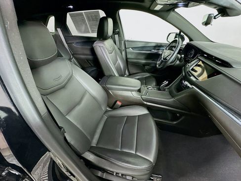 Used 2022 Cadillac XT5 Premium Luxury w/ Technology Package image 37