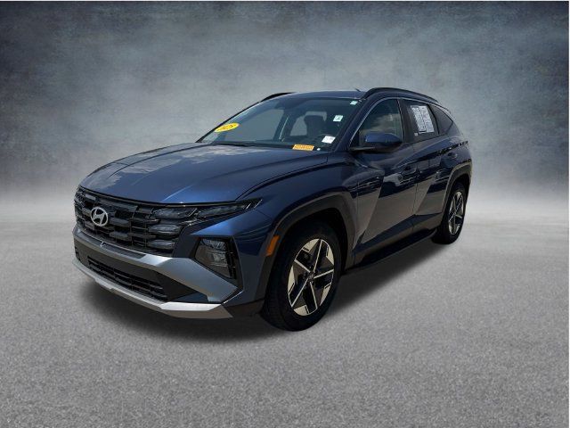 Used 2025 Hyundai Tucson SEL FWD image 3