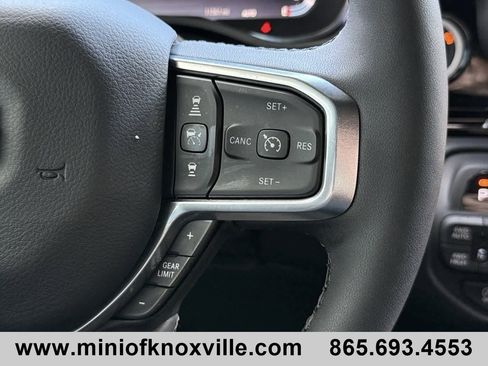 Used 2025 RAM 1500 Laramie w/ Night Edition image 18