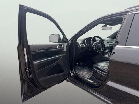 Used 2021 Jeep Grand Cherokee Limited image 10