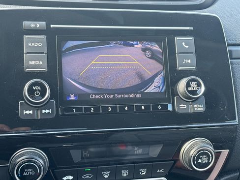 Used 2018 Honda CR-V LX image 20