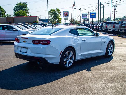 Used 2023 Chevrolet Camaro LT RWD image 7