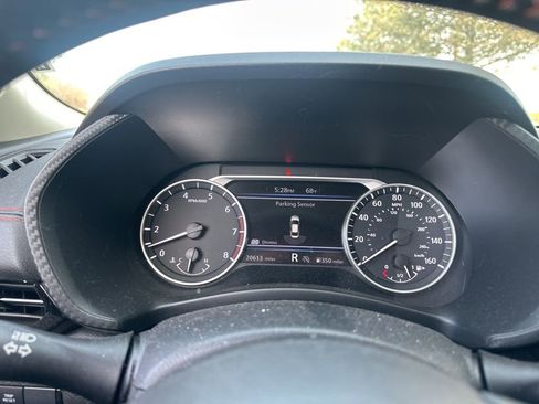 Used 2024 Nissan Sentra SR w/ Lighting Package image 8