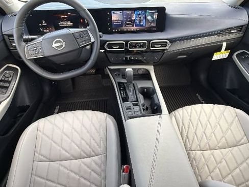 New 2026 Nissan Sentra SL w/ Floor Mat Package FWD image 26