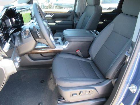 New 2026 GMC Sierra 1500 Elevation w/ Max Trailering Package AWD/4WD image 17