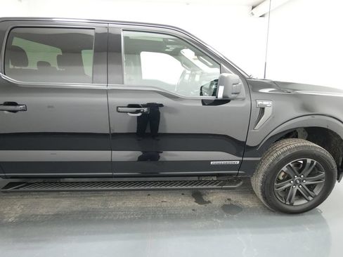 Used 2021 Ford F150 XLT w/ Equipment Group 302A High AWD/4WD image 10