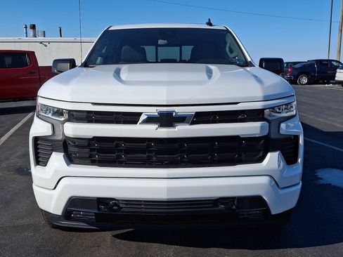 Used 2024 Chevrolet Silverado 1500 RST w/ Convenience Package II image 2