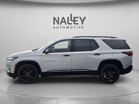 Used 2022 Chevrolet Traverse Premier w/ Redline Edition image 2